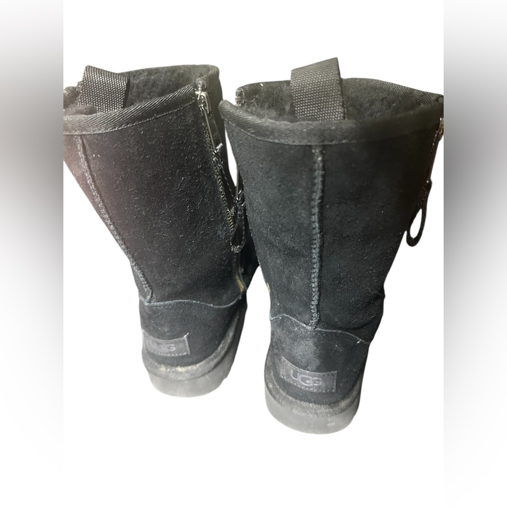 Black UGG boots with zipper on the side size 9 B9‎ - Picture 4 of 8